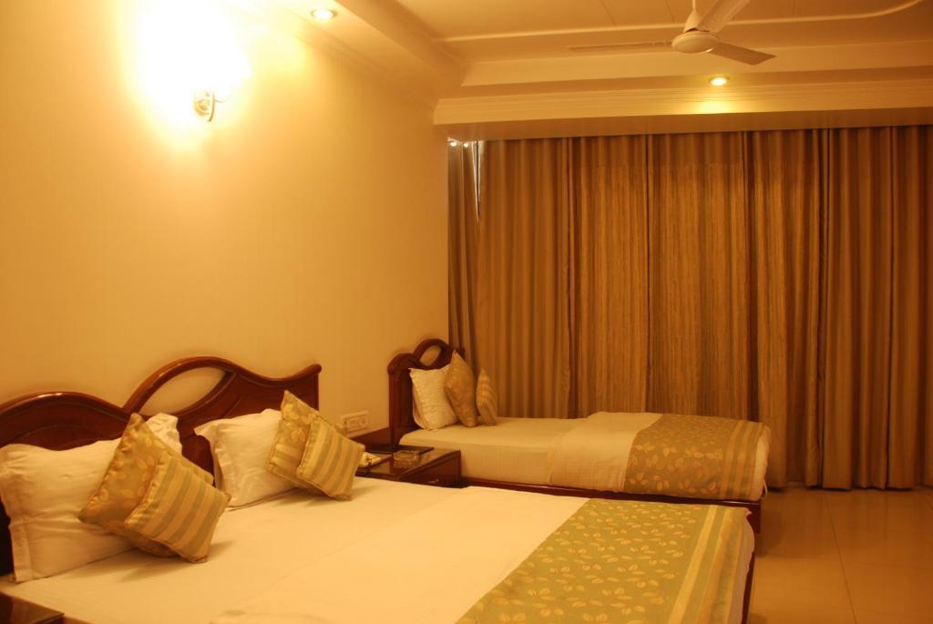 Hotel Shipra International Nové Dillí Pokoj fotografie