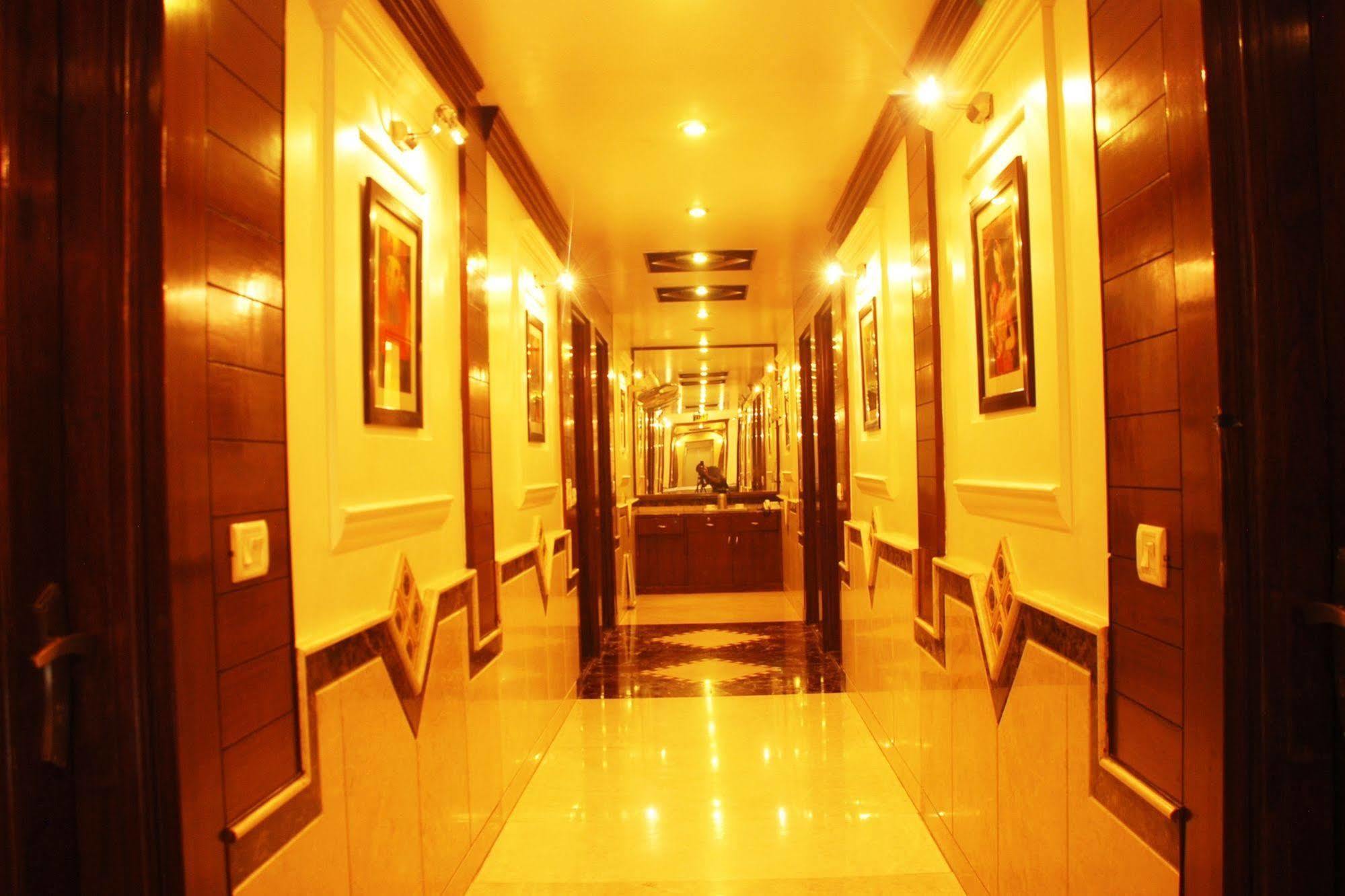 Hotel Shipra International Nové Dillí Exteriér fotografie